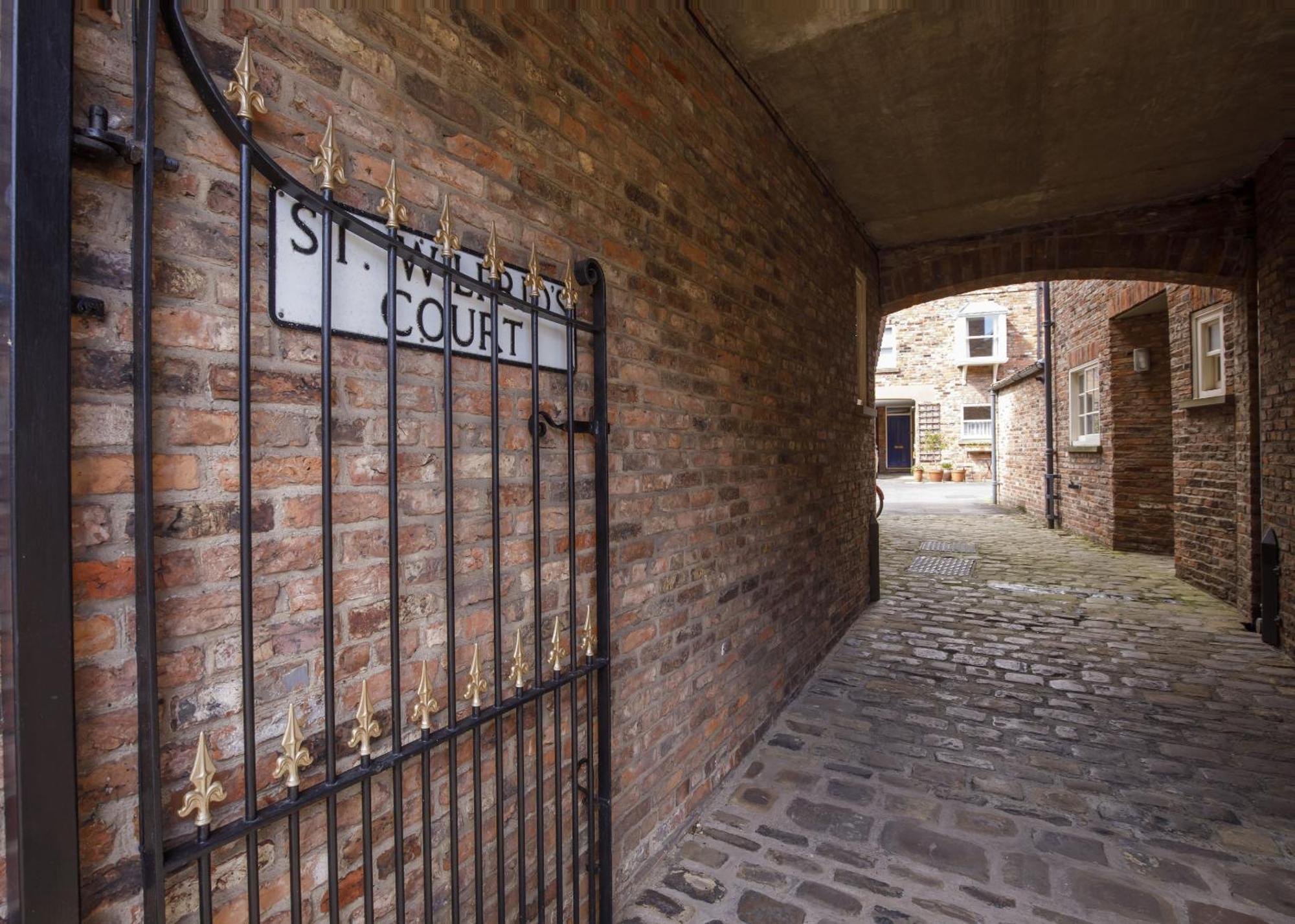 Апартаменты St Wilfrid'S Court Йорк Экстерьер фото